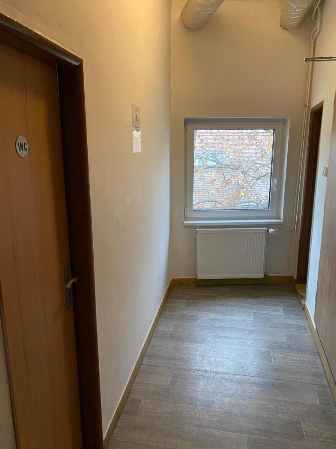 Auberge de jeunesse Easy Housing à Prague Extérieur photo