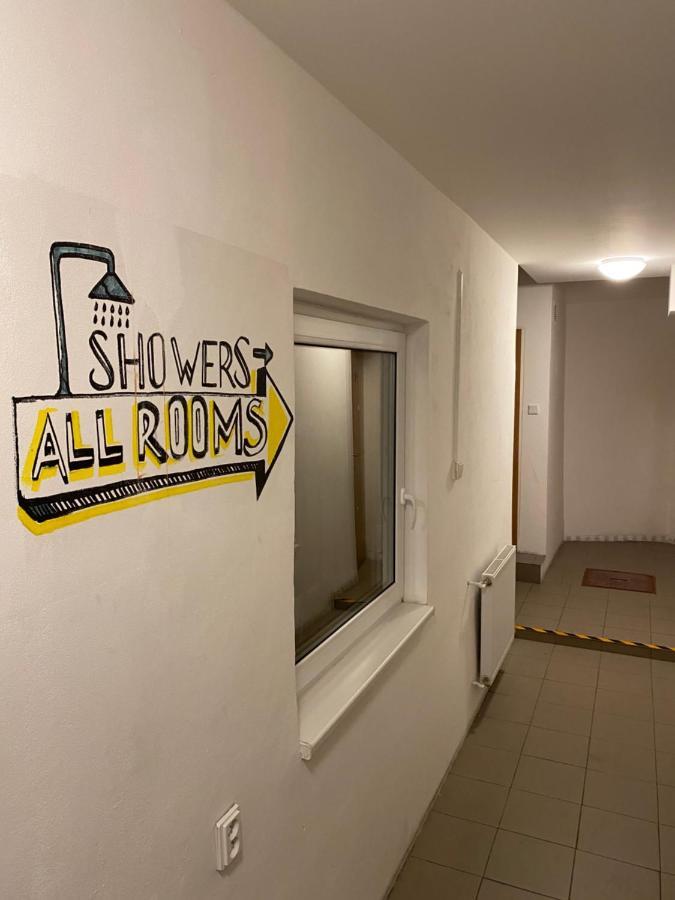Auberge de jeunesse Easy Housing à Prague Extérieur photo